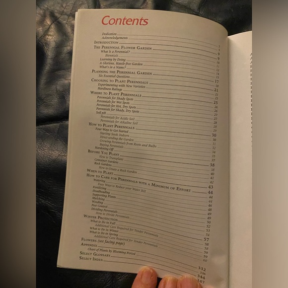 Lois Hole's Perennial Favorites Book - Picture 3 of 4